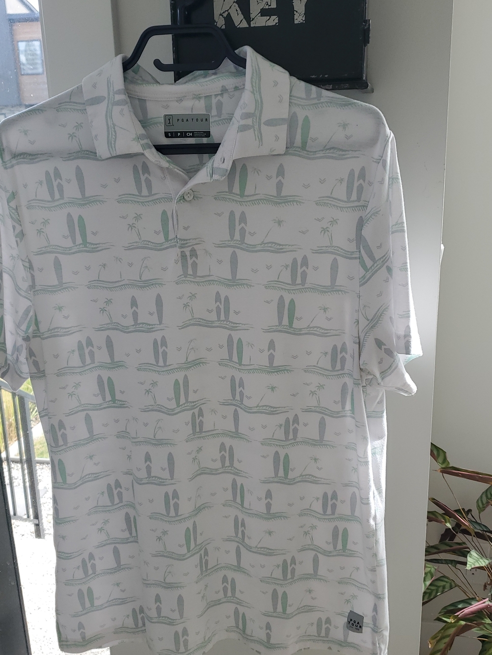 PGA TOUR- Mens Tropical/Surfboard Print Golf Shirt Super Soft SZ.S